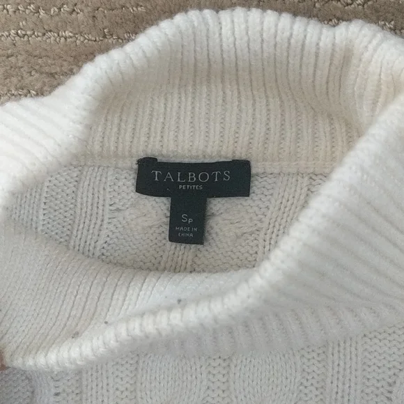 Navy & white cable knit turtleneck sweater - Picture 3 of 11